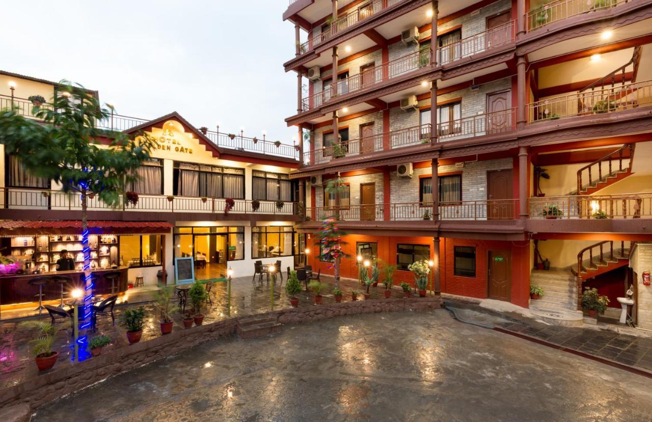 Golden Gate Hotel Pokhara Eksteriør billede