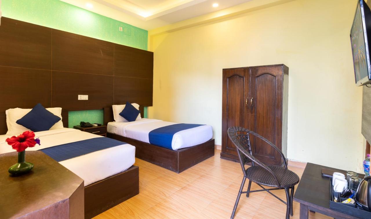 Golden Gate Hotel Pokhara Eksteriør billede